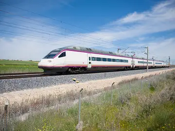 El tren rápido llega a Extremadura: así será el &#39;AVE lento&#39; que se anunció hace más de 20 años 