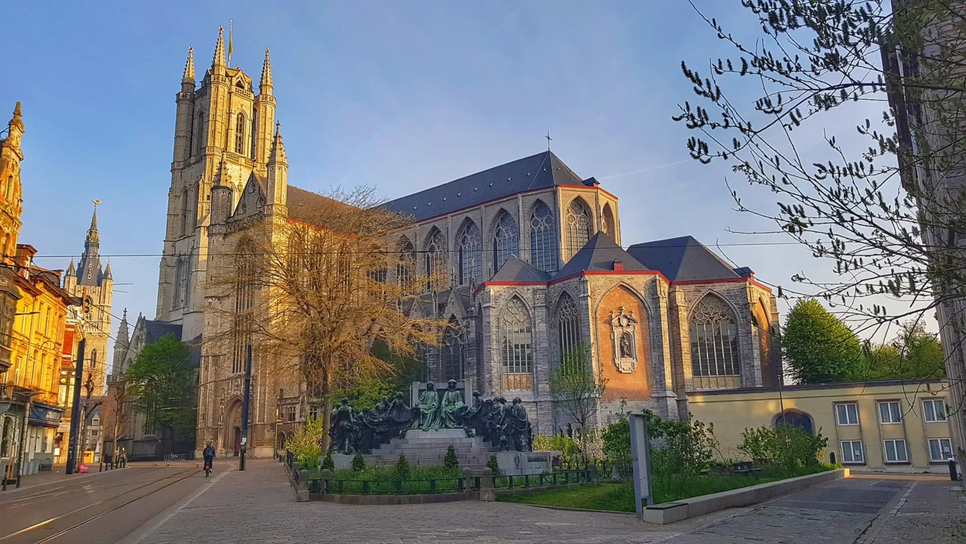 Catedral de San Bavón: historia, horarios y todo lo que debes saber