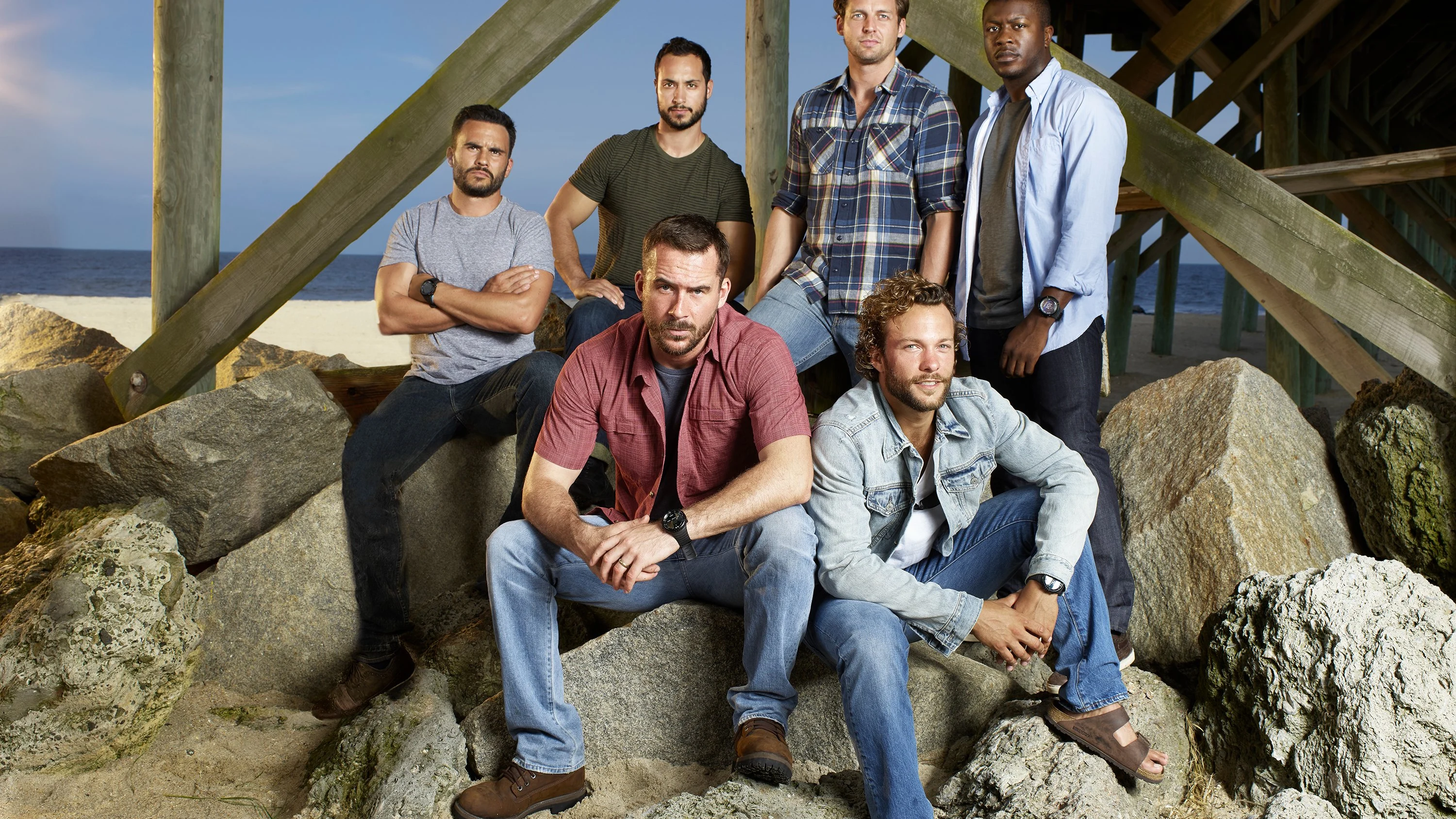 Los protagonistas de 'Six', la nueva serie que laSexta emite en el prime time del martes