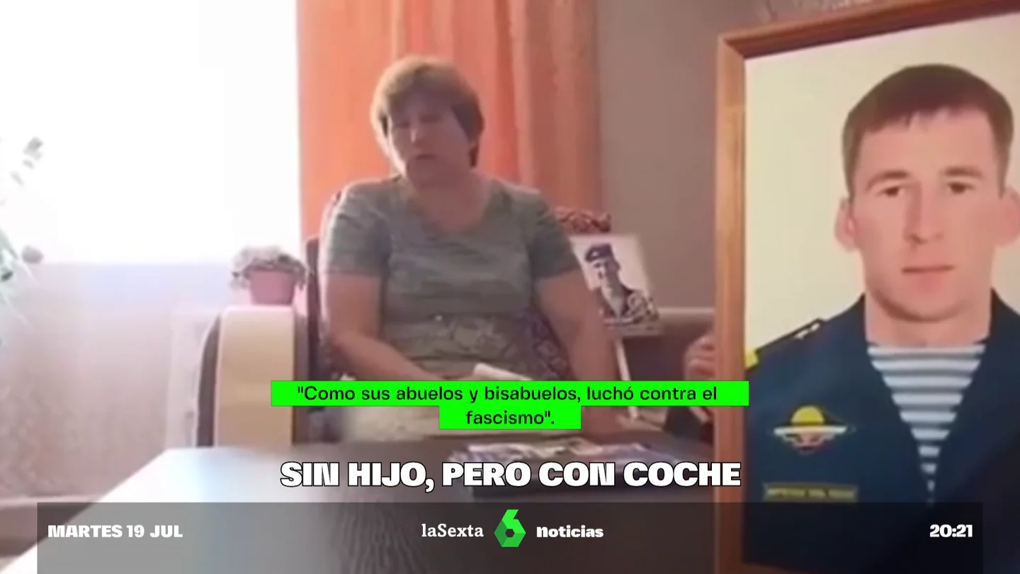 Una recompensa de 128.000 euros por perder a su hijo en la guerra en Ucrania: la propaganda de Rusia en pleno 'prime time' Una recompensa de 128.000 euros por perder a su hijo en la guerra en Ucrania: la propaganda de Rusia en pleno 'prime time'