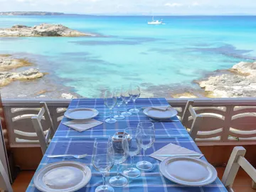 Imagen de archivo de un restaurante en Formentera Imagen de archivo de un restaurante en Formentera