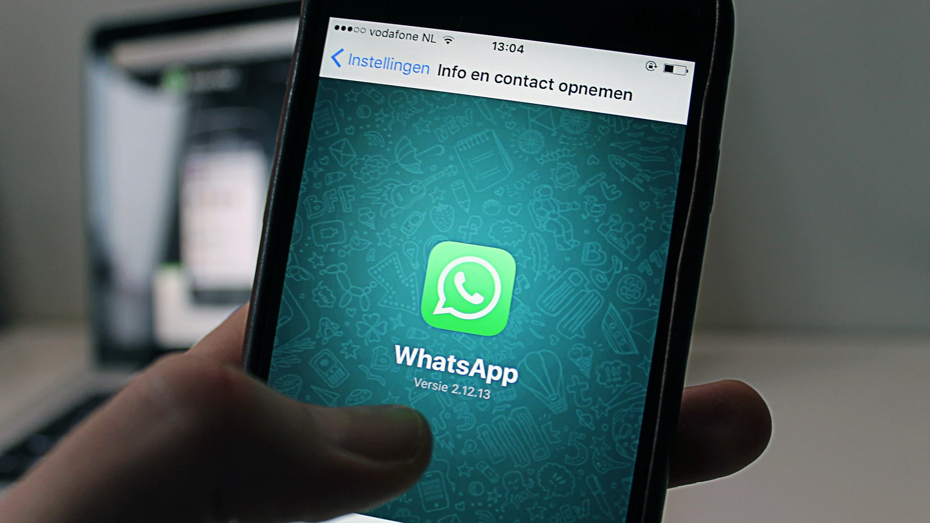 Cómo archivar los grupos de WhatsApp para desconectar en vacaciones