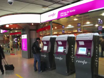 Taquillas y máquinas de renfe Taquillas y máquinas de renfe