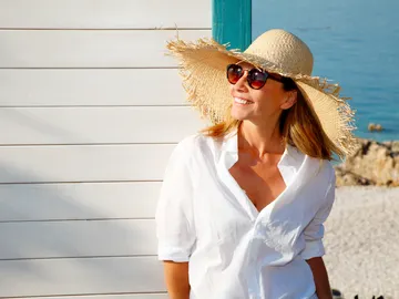Una mujer en verano. Una mujer en verano.