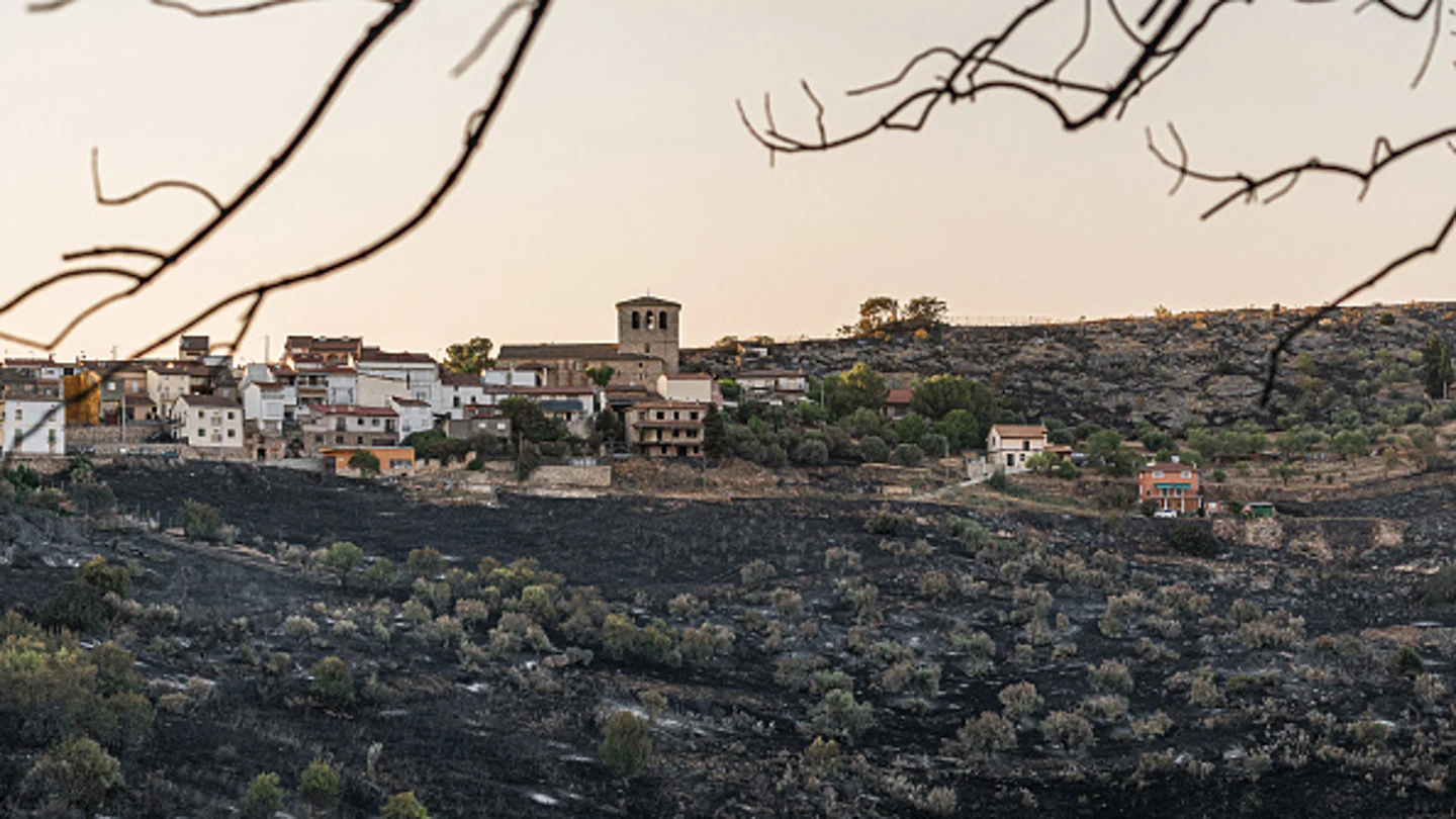 ¿Son los incendios de este verano los más graves de la historia? Esta es la superficie quemada en España en 2022 ¿Son los incendios de este verano los más graves de la historia? Esta es la superficie quemada en España en 2022