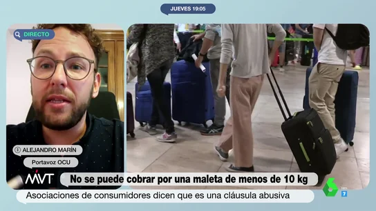 No, no es legal que te cobren 'extra' por la maleta de 10 kg en el avión: así puedes reclamarlo No, no es legal que te cobren 'extra' por la maleta de 10 kg en el avión: así puedes reclamarlo