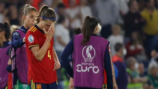 Las quejas de España por el arbitraje tras caer ante Inglaterra: "Si digo lo que pienso..." Las quejas de España por el arbitraje tras caer ante Inglaterra: "Si digo lo que pienso..."