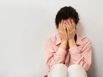 Los insultos verbales afectan como una pequeña bofetada en la cara Los insultos verbales afectan como una pequeña bofetada en la cara