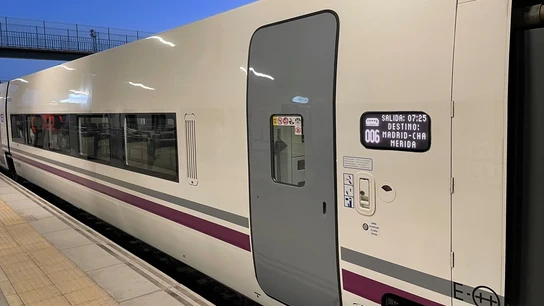 Nuevo tren Alvia puesto en servicio en Badajoz Nuevo tren Alvia puesto en servicio en Badajoz