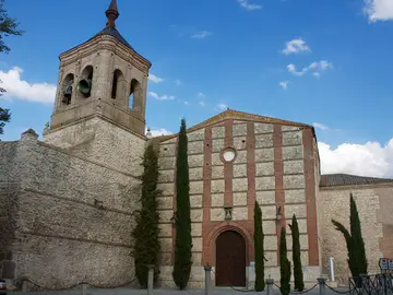 Iglesia San Miguel: historia del templo situado en Olmedo Iglesia San Miguel: historia del templo situado en Olmedo