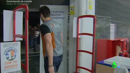 Contrabando de comida: los robos en supermercados acaban en despidos y pérdidas de 300.000 euros Contrabando de comida: los robos en supermercados acaban en despidos y pérdidas de 300.000 euros