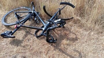 Mueren dos ciclistas tras ser atropellados por un coche en Almería