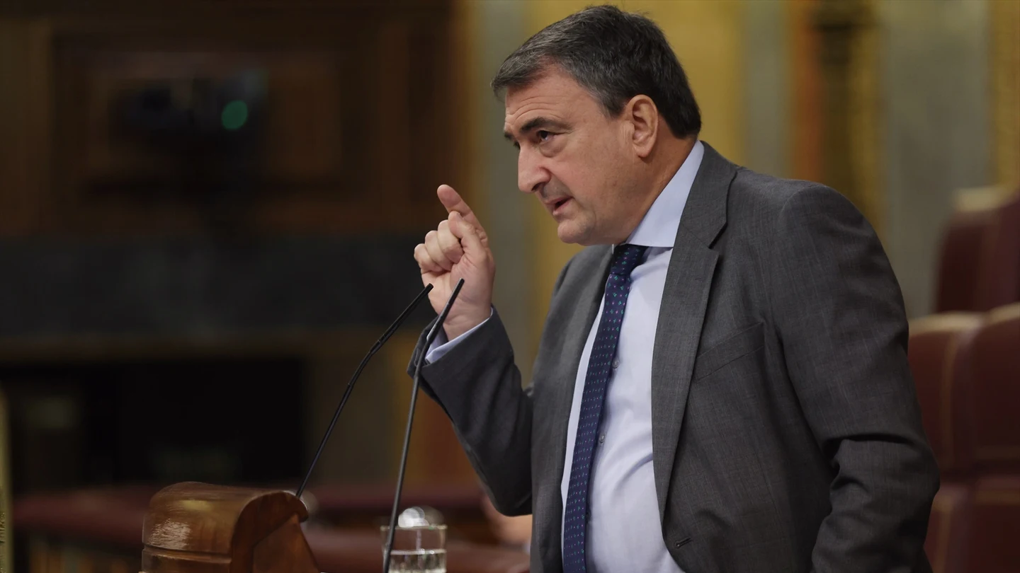 El portavoz del PNV en el Congreso, Aitor Esteban El portavoz del PNV en el Congreso, Aitor Esteban