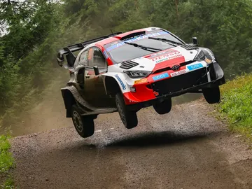 Kalle Rovanperä decidido a vender muy cara la derrota en Finlandia Kalle Rovanperä decidido a vender muy cara la derrota en Finlandia