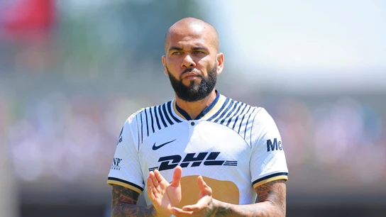 Dani Alves, con Pumas Dani Alves, con Pumas