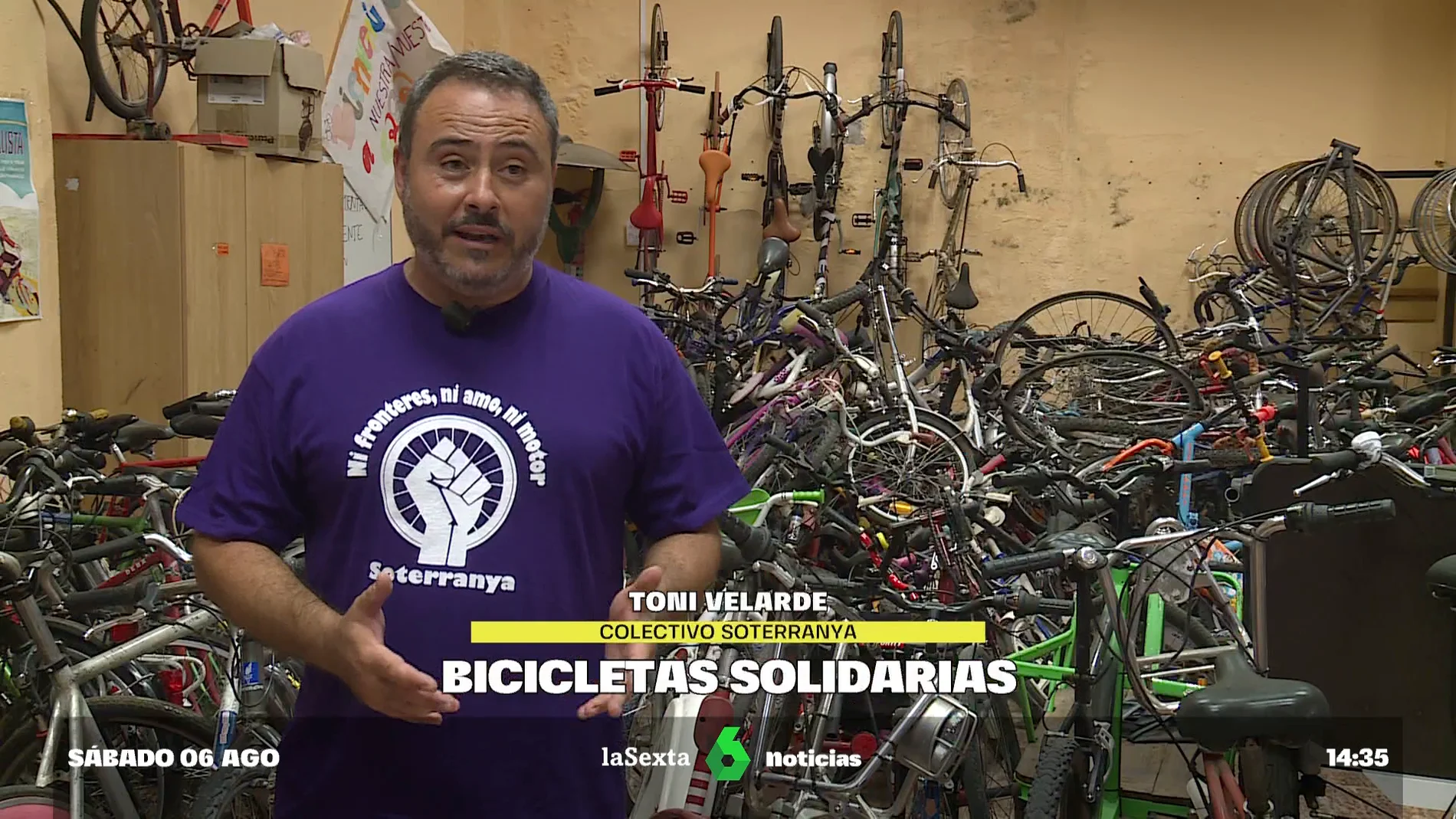 Una ONG repara bicis para personas que las necesitan para moverse