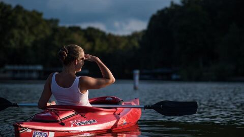 Kayak en aguas tranquilas