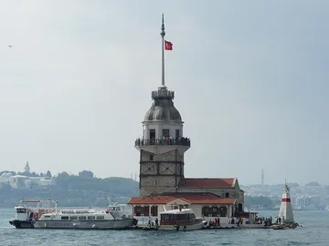 Torre de la Doncella de Estambul (Turquía): descubre su sorprendente historia Torre de la Doncella de Estambul (Turquía): descubre su sorprendente historia