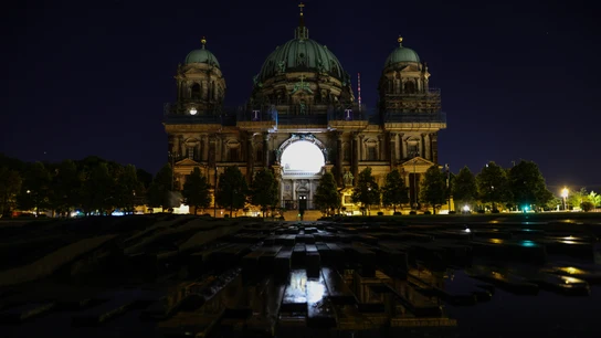 Catedral de Berlín, apagada por las medidas de ahorro Catedral de Berlín, apagada por las medidas de ahorro