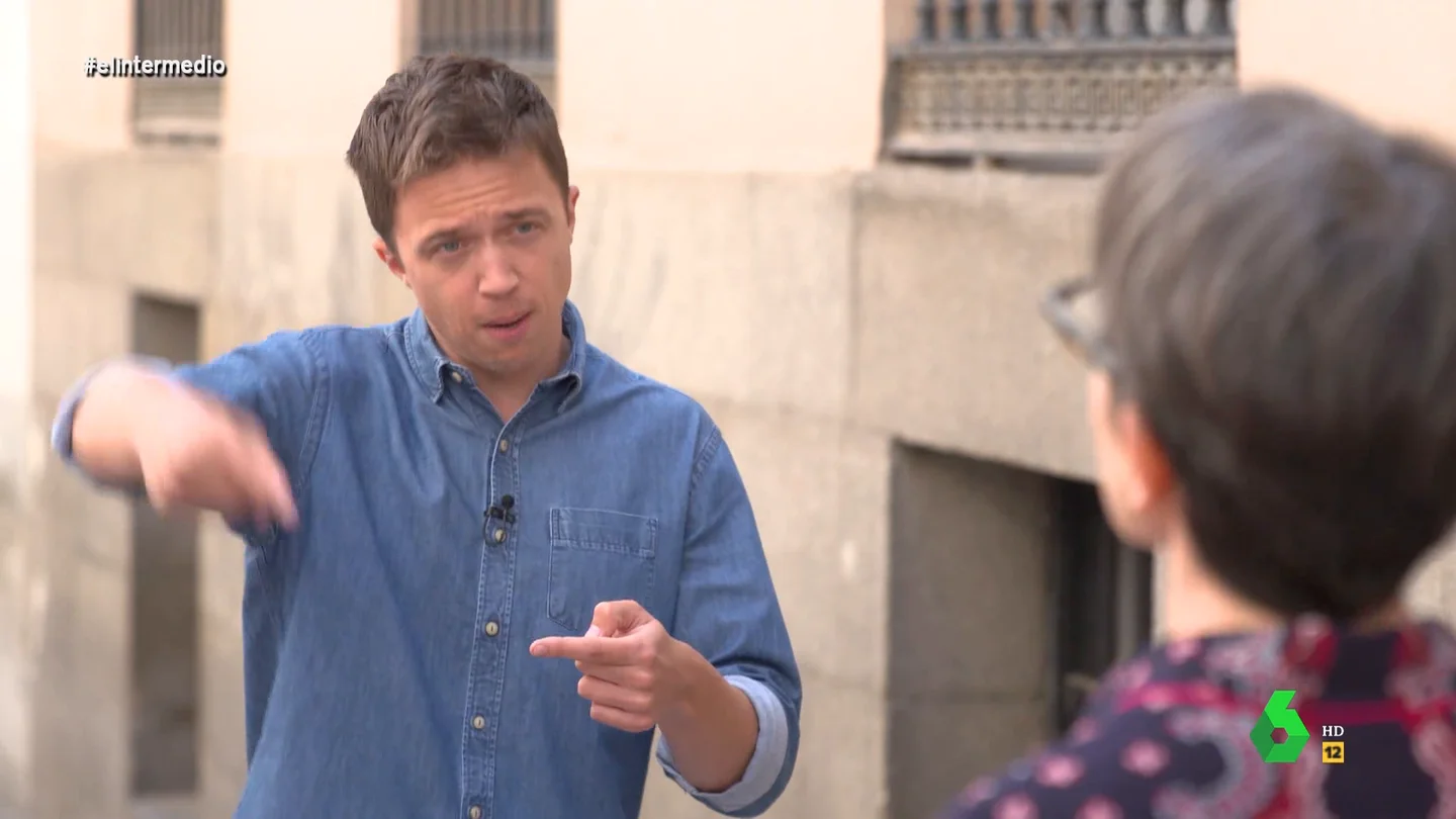 "Estuve a punto de creer en Dios": Errejón confiesa a Thais Villas el motivo por el que casi hace la comunión "Estuve a punto de creer en Dios": Errejón confiesa a Thais Villas el motivo por el que casi hace la comunión