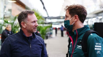Christian Horner, junto a Sebastian Vettel