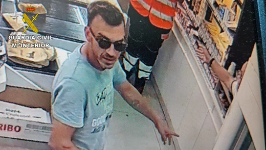 El hombre de 42 años de nacionalidad portugujesa que busca la Guardia Civil El hombre de 42 años de nacionalidad portugujesa que busca la Guardia Civil