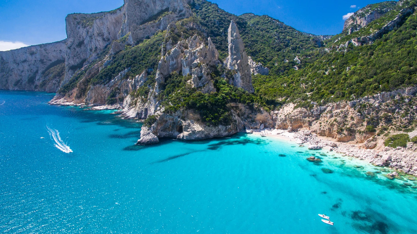 Cala Goloritze, en Cerdeña, Italia Cala Goloritze, en Cerdeña, Italia
