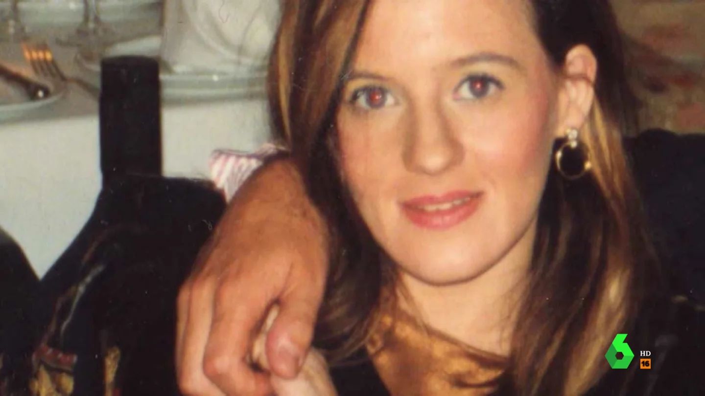 Un Porsche de 100.000 euros, un Hummer de 90.000, un BMW... la atmósfera elitista de Angie antes de matar a Ana Páez Un Porsche de 100.000 euros, un Hummer de 90.000, un BMW... la atmósfera elitista de Angie antes de matar a Ana Páez