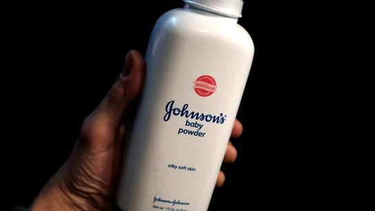Polvos de talco de Johnson & Johnson, en una imagen de archivo Polvos de talco de Johnson & Johnson, en una imagen de archivo