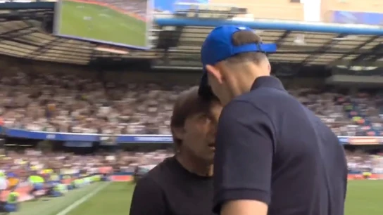Antonio Conte y Thomas Tuchel se encaran Antonio Conte y Thomas Tuchel se encaran