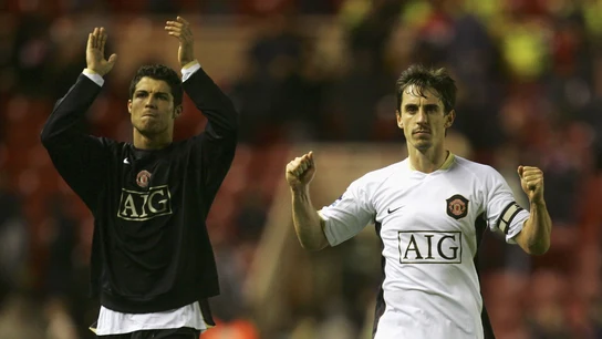 Cristiano Ronaldo y Gary Neville Cristiano Ronaldo y Gary Neville