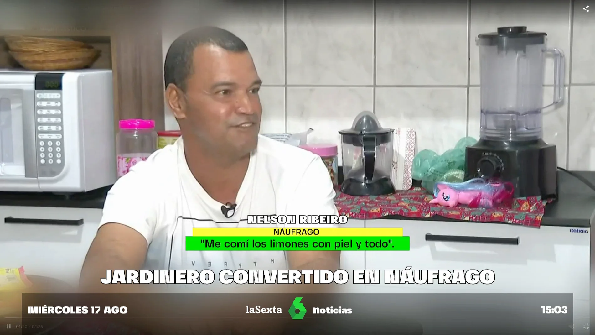 Un hombre sobrevive comiendo limones y carbón en una isla desierta en Río de Janeiro