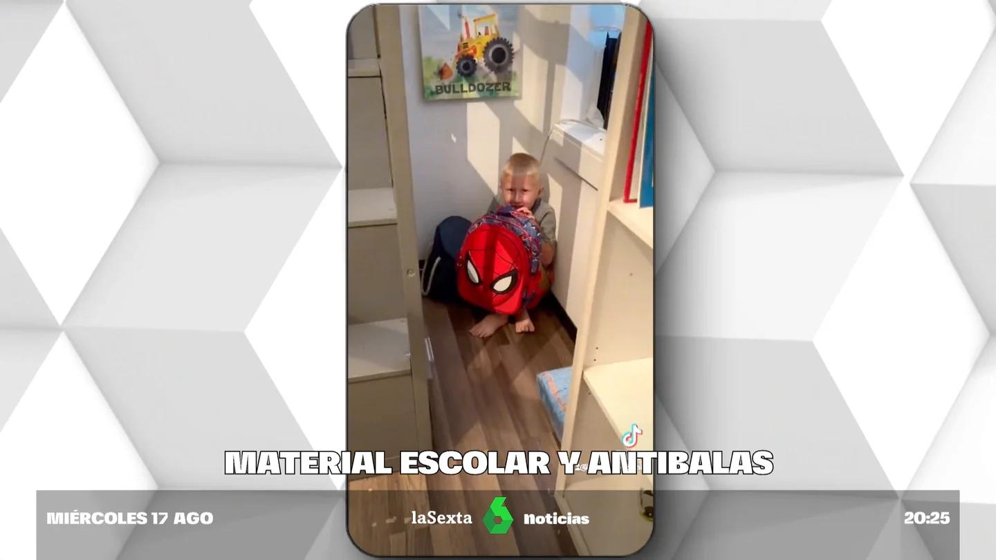Así prepara una madre a su hijo para la vuelta al cole en Estados Unidos (con mochila antibalas incluida) Así prepara una madre a su hijo para la vuelta al cole en Estados Unidos (con mochila antibalas incluida)