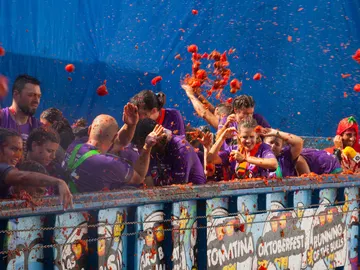 Tomatina de Buñol, Comunidad Valenciana Tomatina de Buñol, Comunidad Valenciana