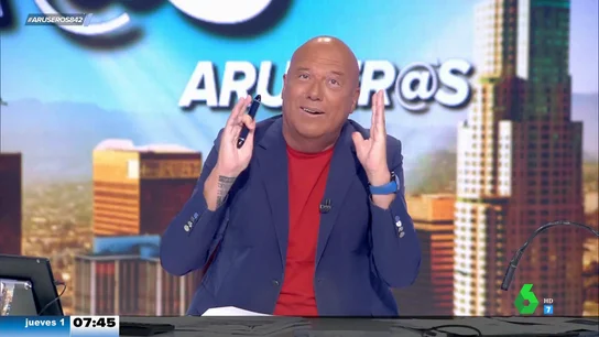La 'pullita' de Aruser@s a Zapeando: "Se cuelan muchas 'fake news' por la tarde" La 'pullita' de Aruser@s a Zapeando: "Se cuelan muchas 'fake news' por la tarde"