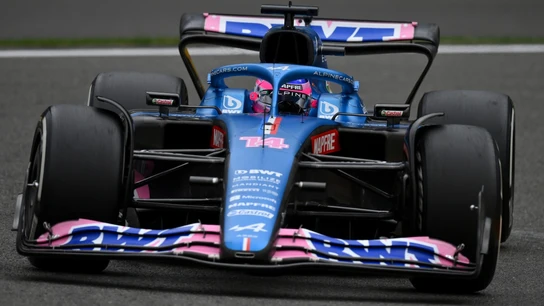 Fernando Alonso, sobre el Alpine Fernando Alonso, sobre el Alpine