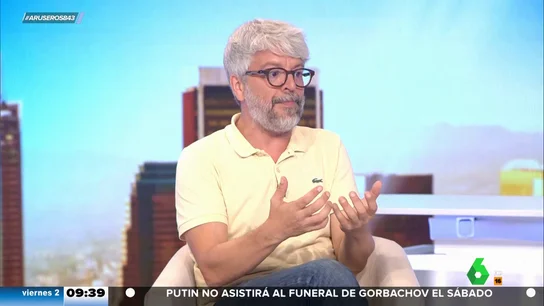 La 'broma' que le gastaron a Oscar Broc en un aeropuerto: "Recibí una foto por AirDrop de un pene" La 'broma' que le gastaron a Oscar Broc en un aeropuerto: "Recibí una foto por AirDrop de un pene"