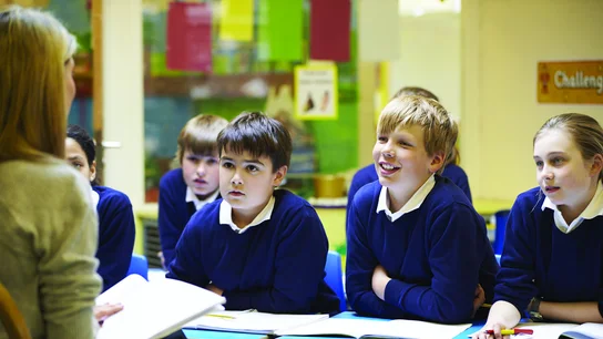 Atención, padres: los niños acosados pueden presentar síntomas como desconexión, irritabilidad y tristeza Atención, padres: los niños acosados pueden presentar síntomas como desconexión, irritabilidad y tristeza