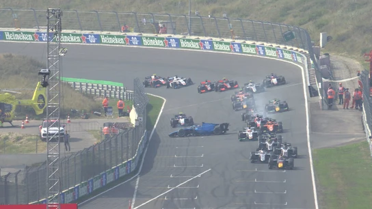 Accidente múltiple en F2 en Países Bajos Accidente múltiple en F2 en Países Bajos