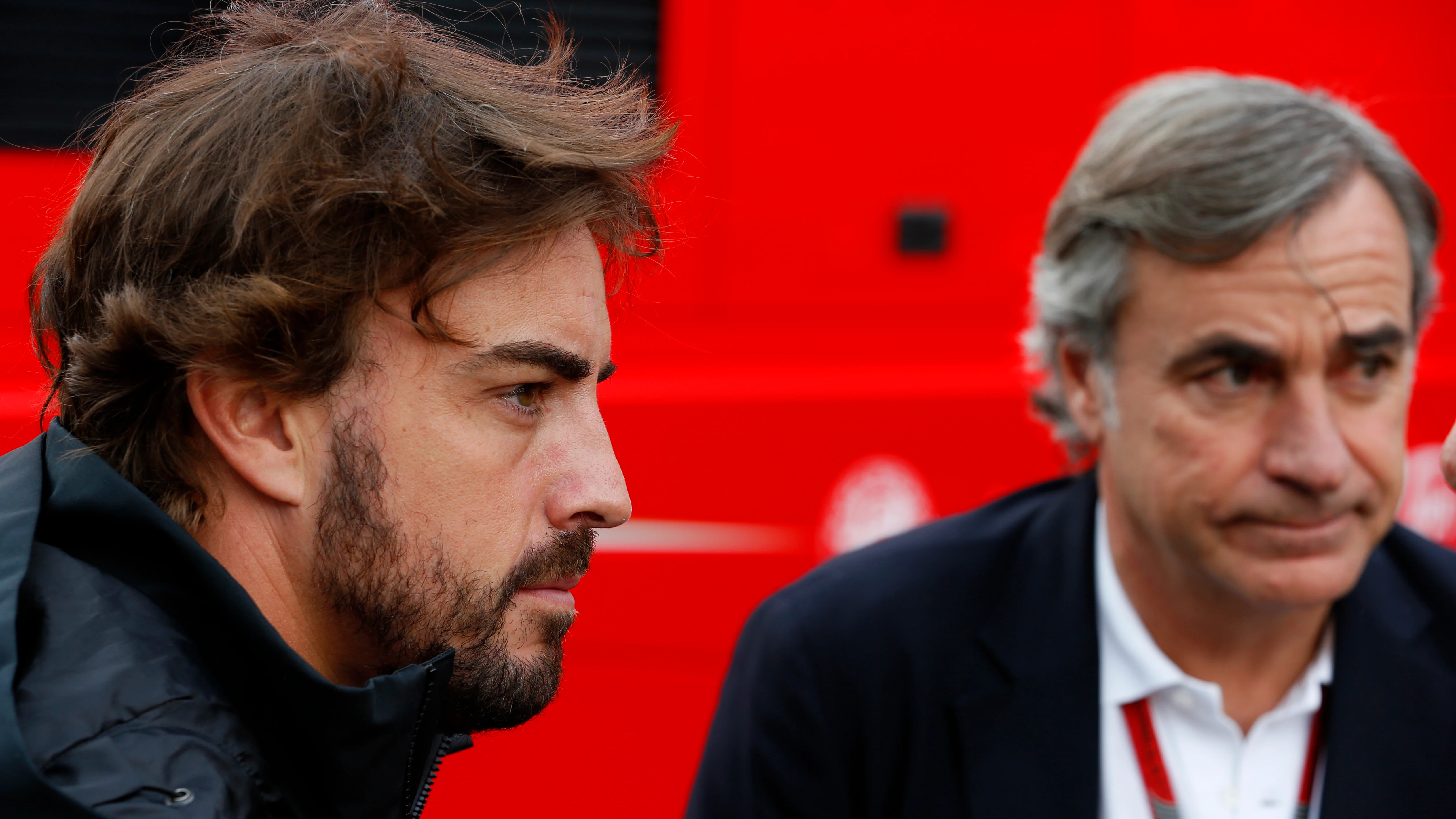 Fernando Alonso, junto a Carlos Sainz padre