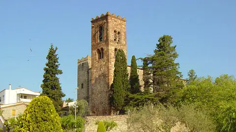 Torre d'homentage de San Pere de Vilamajor Torre d'homentage de San Pere de Vilamajor