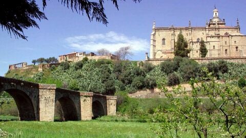 Puente de Piedra. Coria