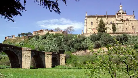 Puente de Piedra. Coria Puente de Piedra. Coria