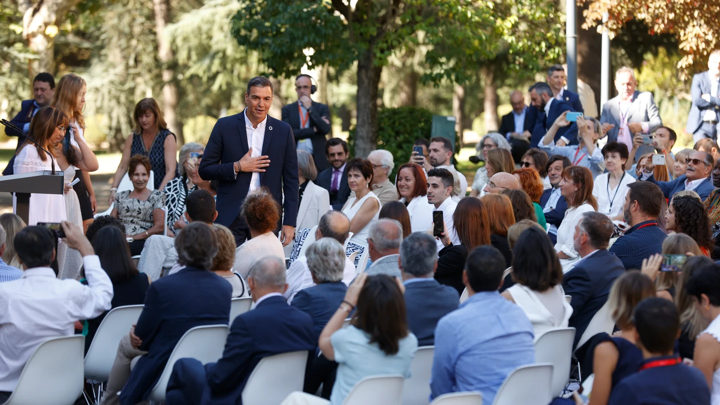 El presidente del Gobierno, Pedro Sánchez, abre el curso político desde el Palacio de la Moncloa. El presidente del Gobierno, Pedro Sánchez, abre el curso político desde el Palacio de la Moncloa.