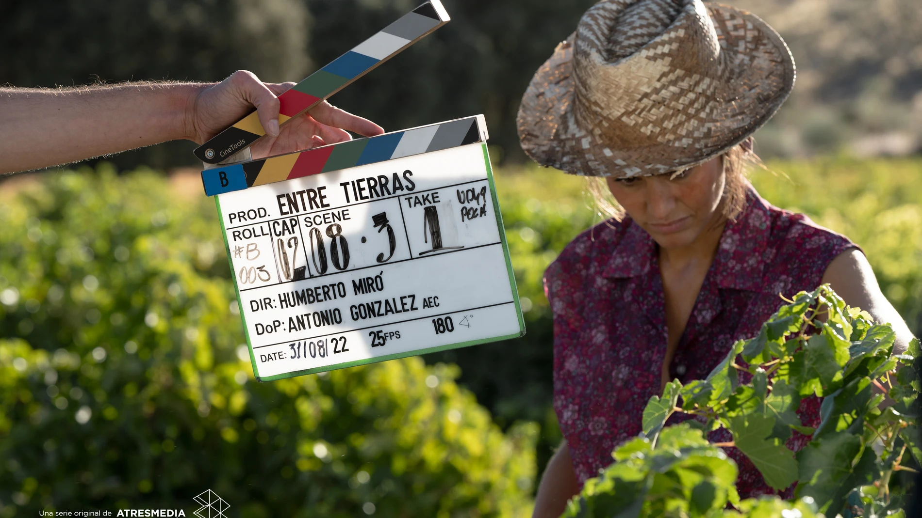 &#39;Entre tierras&#39;, protagonizada por Megan Montaner, ha arrancado su rodaje.
