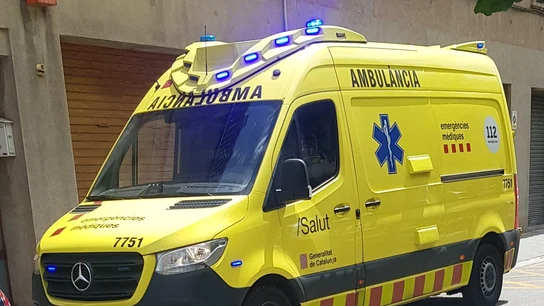 Una niña de 3 años en estado crítico tras caer de un quinto piso en Manresa Una niña de 3 años en estado crítico tras caer de un quinto piso en Manresa