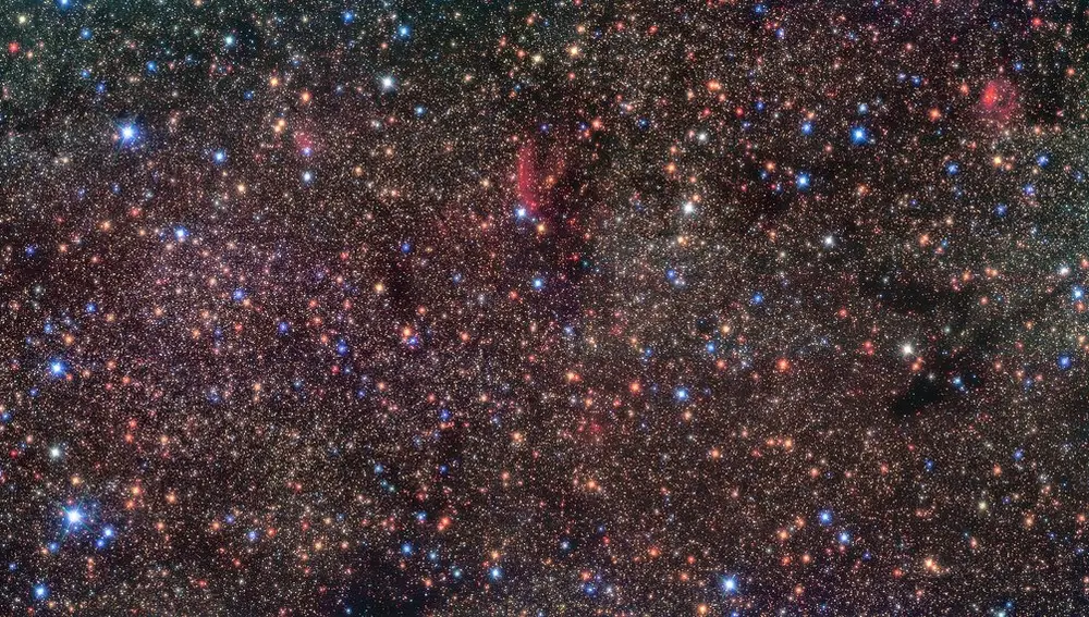 "Fábrica de estrellas" en el centro de la Vía Láctea