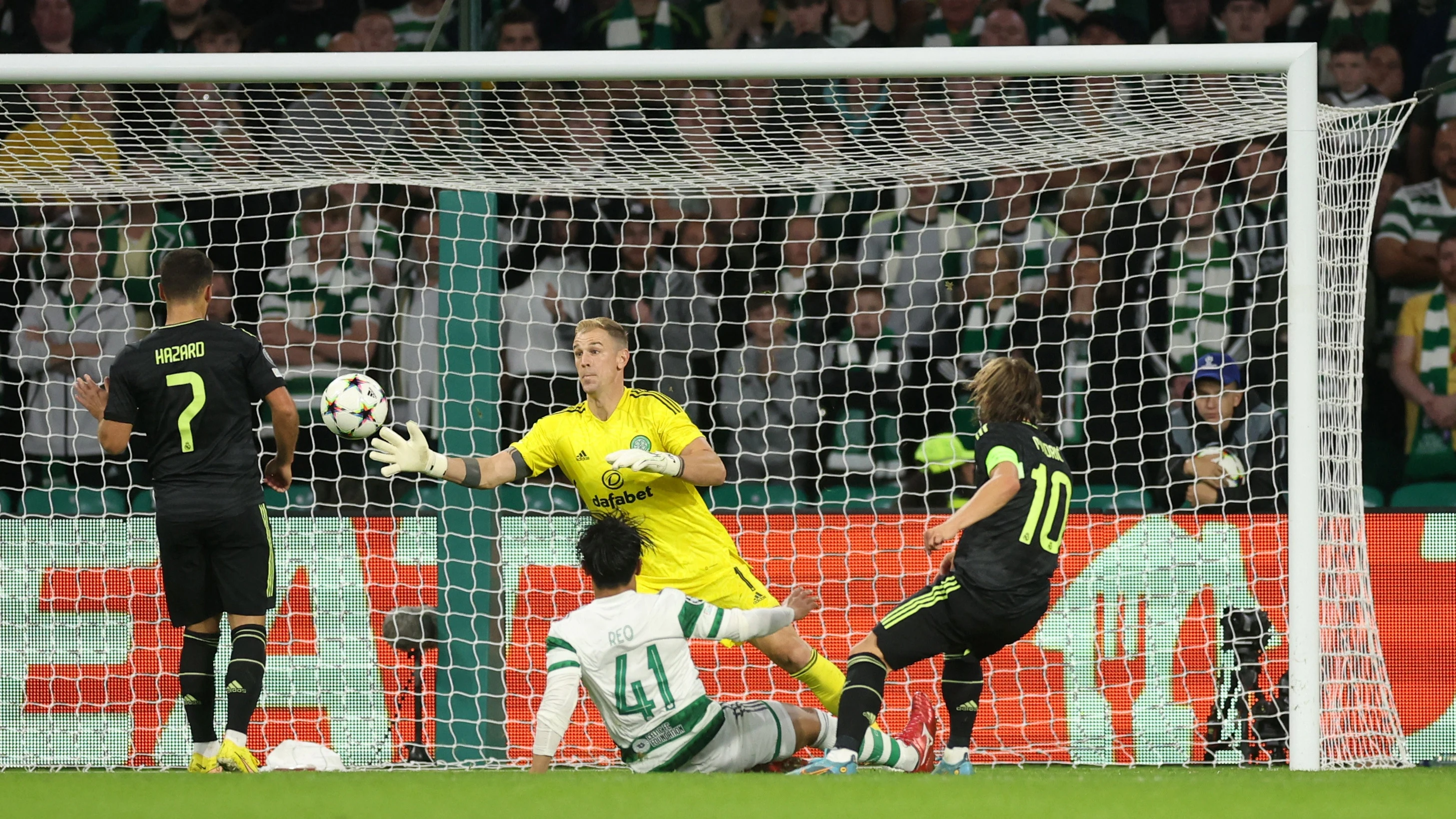 Gol de Luka Modric ante el Celtic