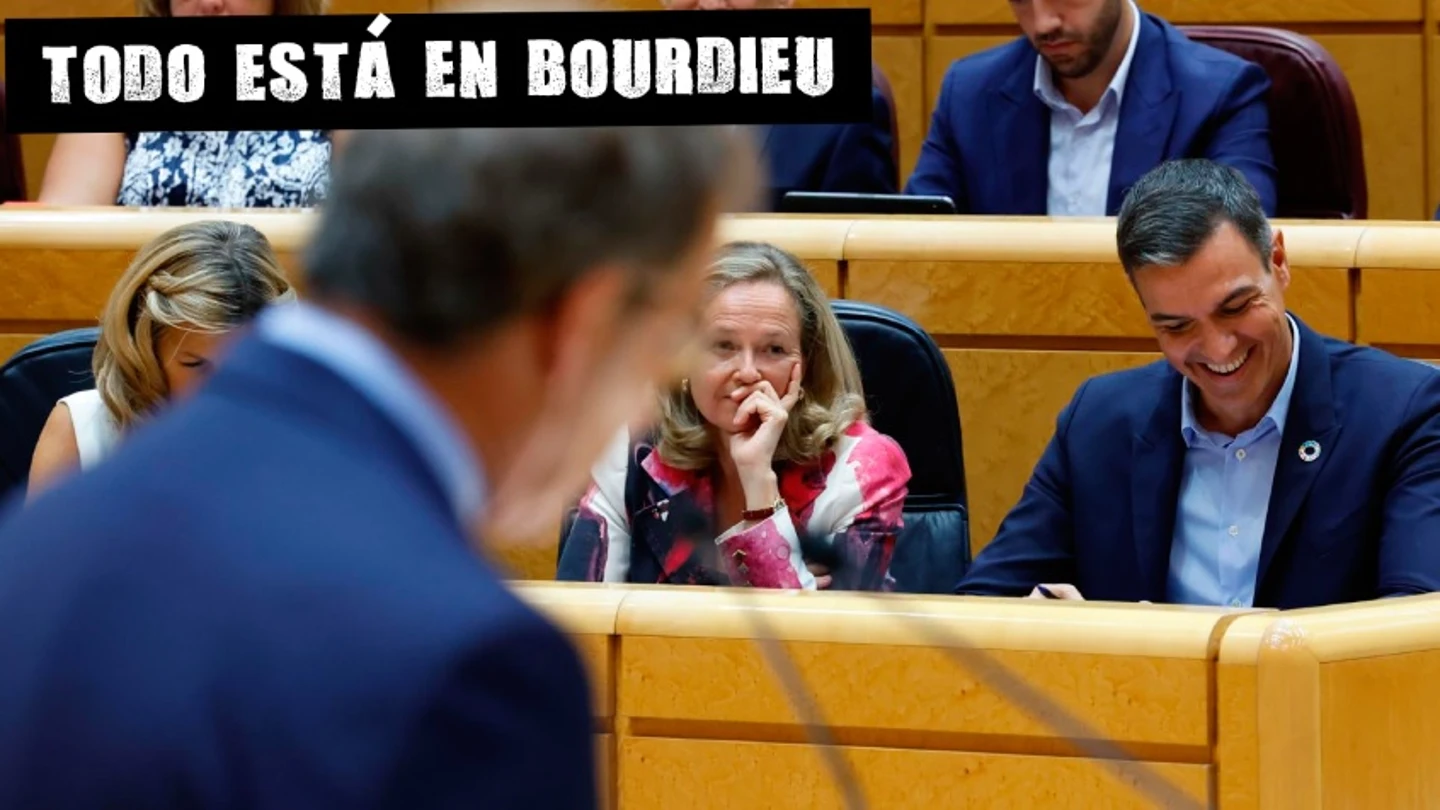 Sánchez escucha la intervención del líder del PP, Núñez Feijóo Sánchez escucha la intervención del líder del PP, Núñez Feijóo