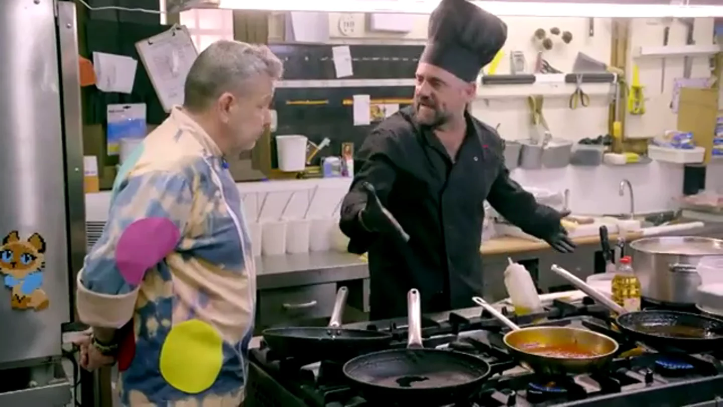 "Que te vayas a chuparla, Chicote": enfrentamientos y mucha tensión llegan a la nueva temporada de Pesadilla en la cocina "Que te vayas a chuparla, Chicote": enfrentamientos y mucha tensión llegan a la nueva temporada de Pesadilla en la cocina